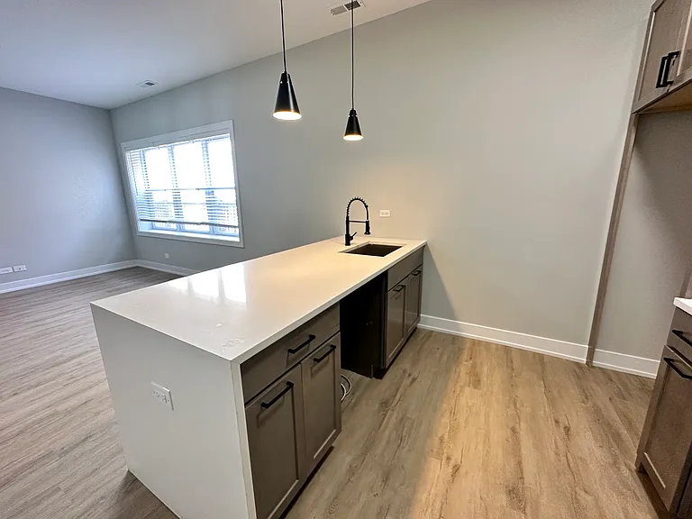 3053 W Cermak Rd #CH — Photo 6