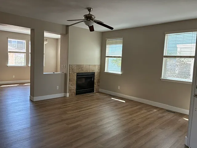 2312 N Xenia St — Photo 14