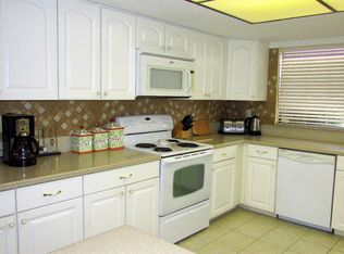 199 Winterhaven Cir, Palm Desert, CA 92260