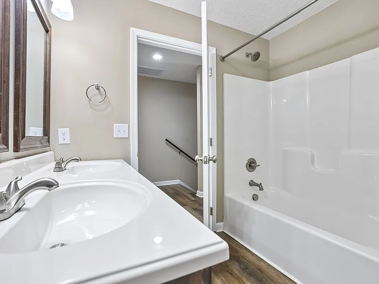 406 Hedgemont Ave #1 — Photo 8