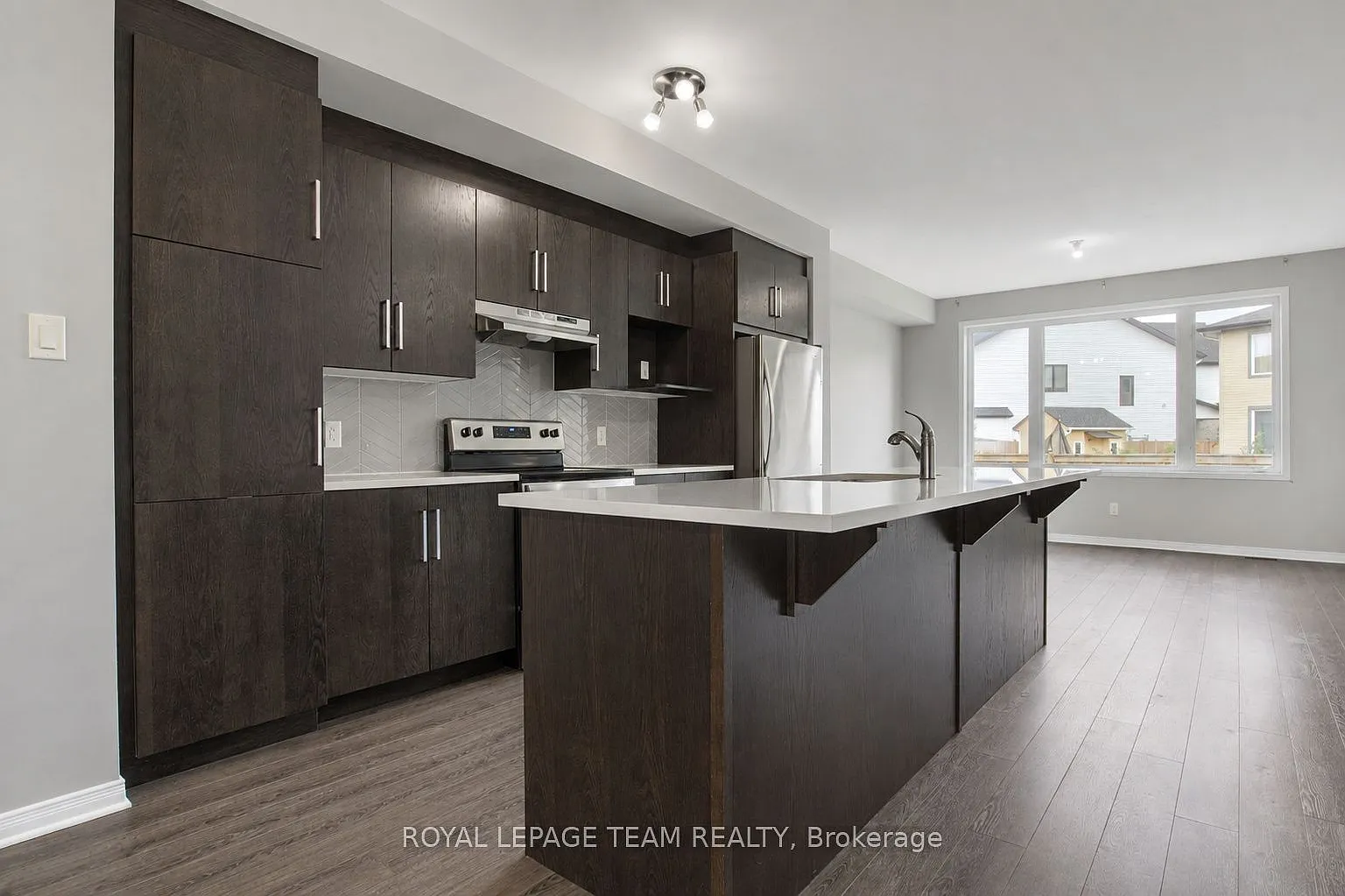 3 bed, $2,900 — Photo 4