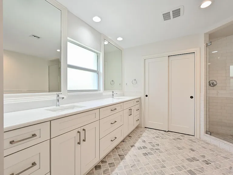 508 Devils Ln — Photo 21