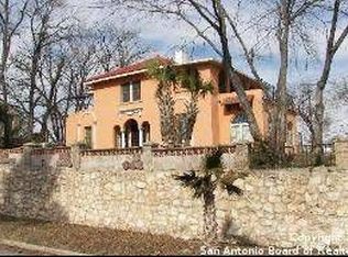 1327 Fredericksburg Rd, San Antonio, TX 78201