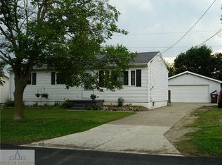 414 W Cherry St, Potterville, MI 48876