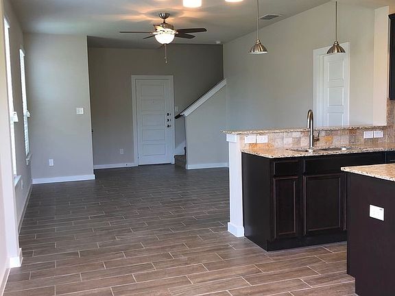 5th image of 1008 W Sierra Vista Ct