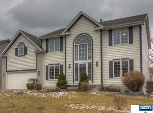 17515 Renfro St, Omaha, NE 68135