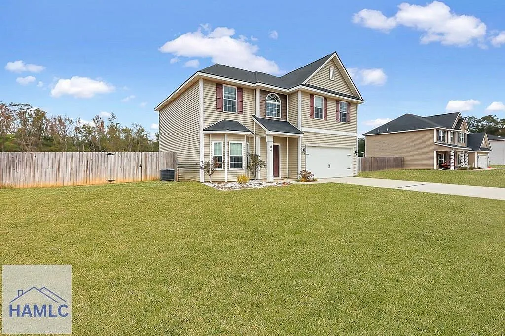 4 bed, 2.5 bath, 1609 sqft, $2,300 — Photo 4