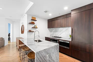 Rented by Fact Real Estate LLC