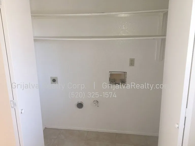 2620 Alturas — Photo 9