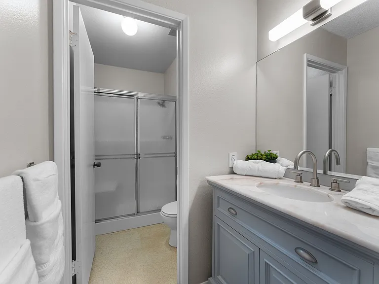 208 Bahia Ln E — Photo 25