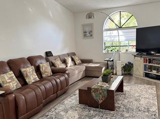 5267 Europa Dr APT N, Boynton Beach, FL 33437
