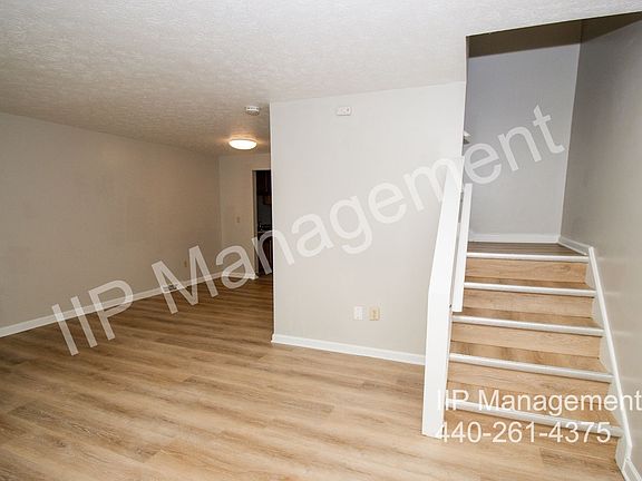 5th image of 4871 Banbury Ct APT 11