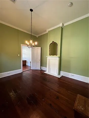 1033 Port St — Photo 4