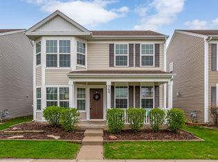 568 Four Seasons Blvd, Aurora, IL 60504