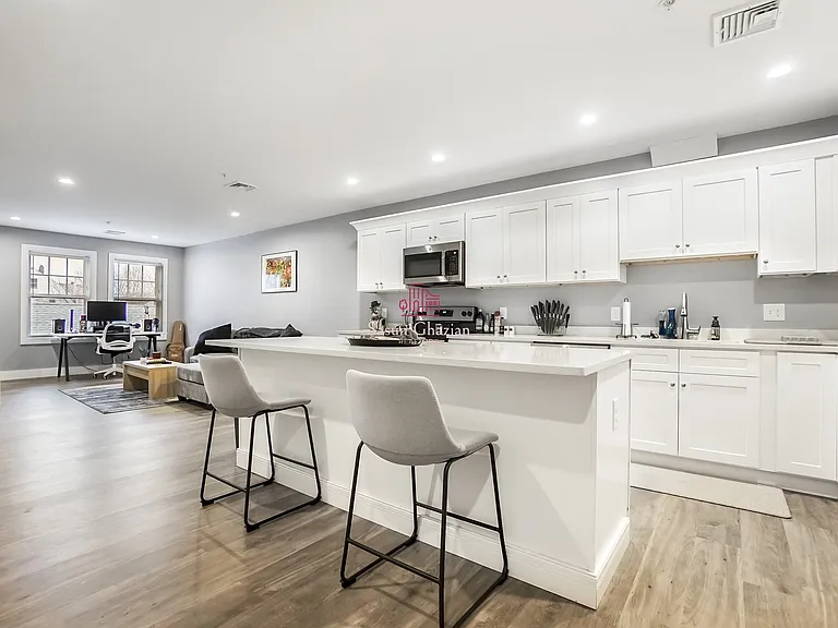 245 Bussey St #303 — Photo 14