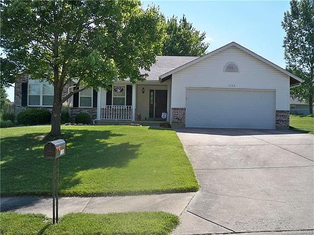 1st image of 1206 White Oak Ct