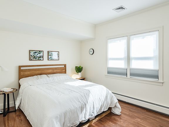 4th image of 263 Marrett Rd