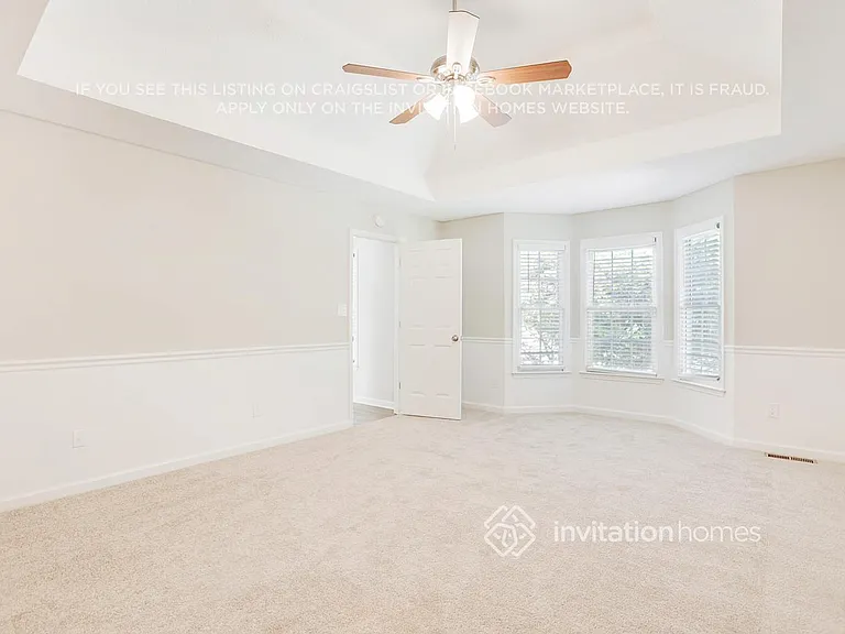 460 Austin Dr — Photo 12