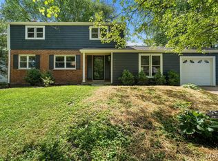 2240 Ferncliff Ln, Saint Louis, MO 63122
