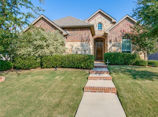 313 Fox Hollow Blvd, Forney, TX 75126