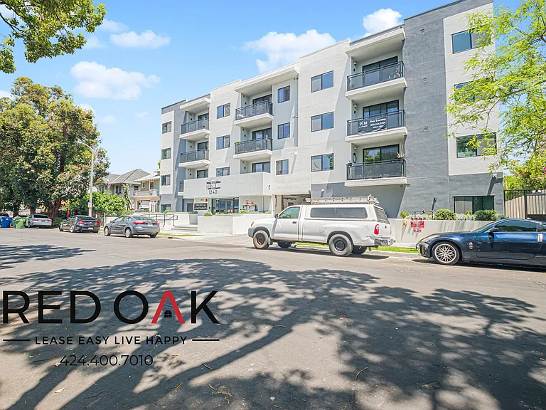 1240 Magnolia Ave #103 — Photo 11