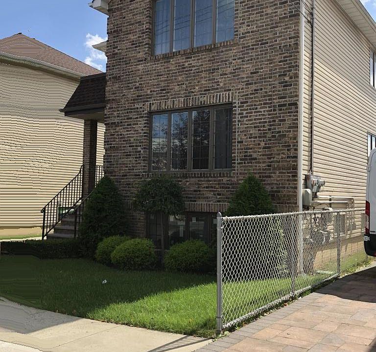 1st image of 82 Midland Ave