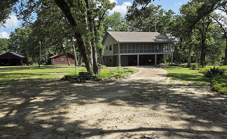 Listing photo