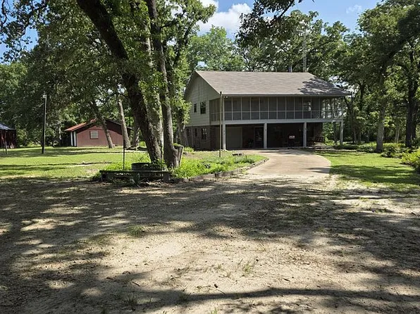 729 County Road 4040, Crockett, TX 75835