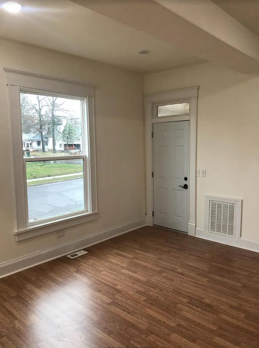 1 bed, $750 — Photo 1
