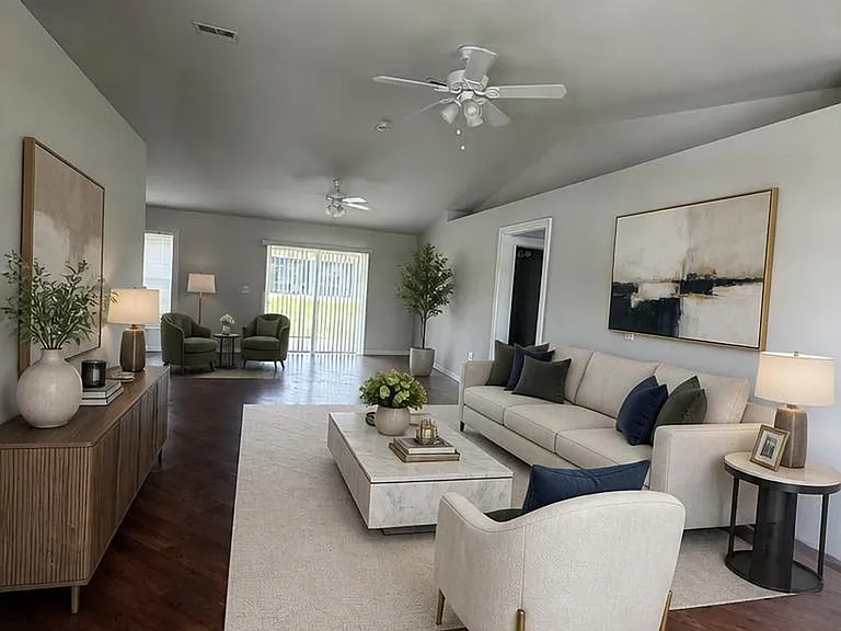 5315 Belrose St — Photo 3