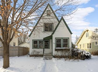 1053 Smith Ave S, West Saint Paul, MN 55118