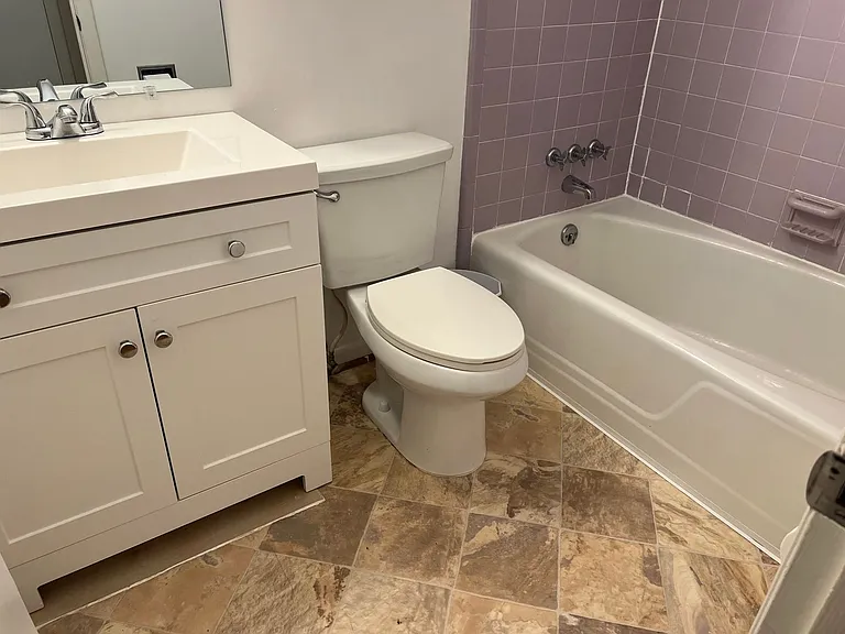708 Austin Ave — Photo 22