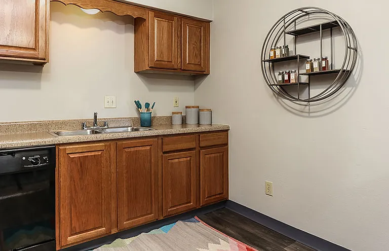 The Meadows Apartment Homes KS — Photo 30