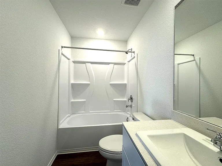 2720 Schwartz Ln — Photo 13