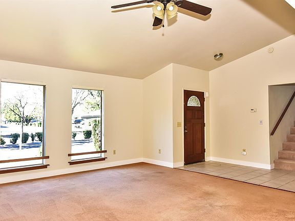 2nd image of 418 Nut Tree Road