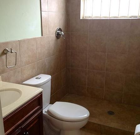 2nd image of 1380 NE 111th St APT 2