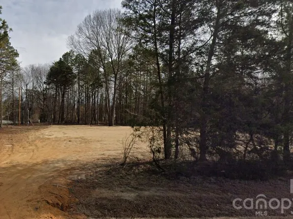 107 Arthurs Rd, Troutman, NC 28166