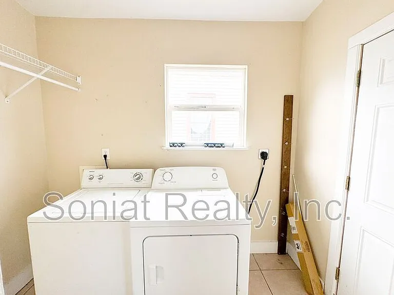 1902 Iberville St — Photo 7