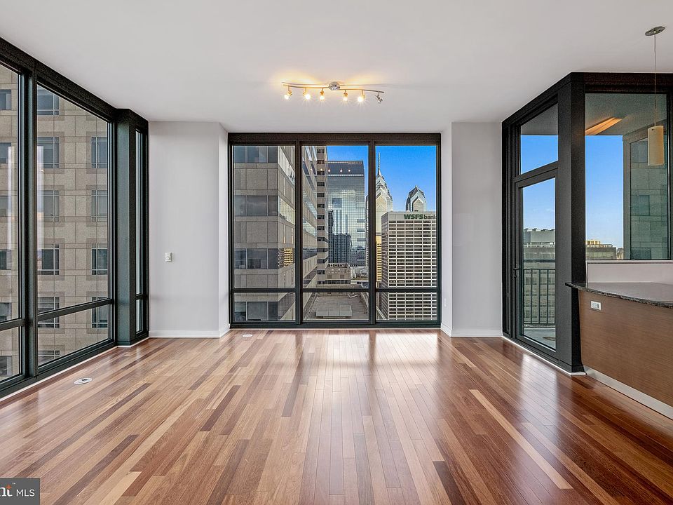 1st image of 2101 Market St Unit 3907