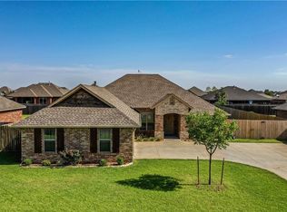 2201 Ez Go Dr, Weatherford, OK 73096