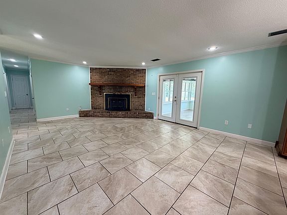 5th image of 46 Glover Ln