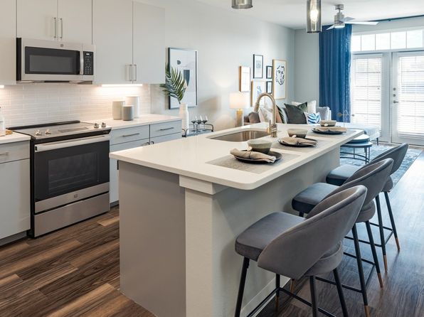 1801 Summit Ave #7309