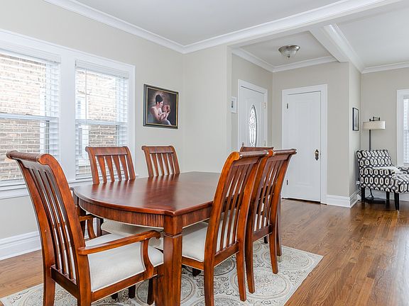 5th image of 1520 Marengo Ave