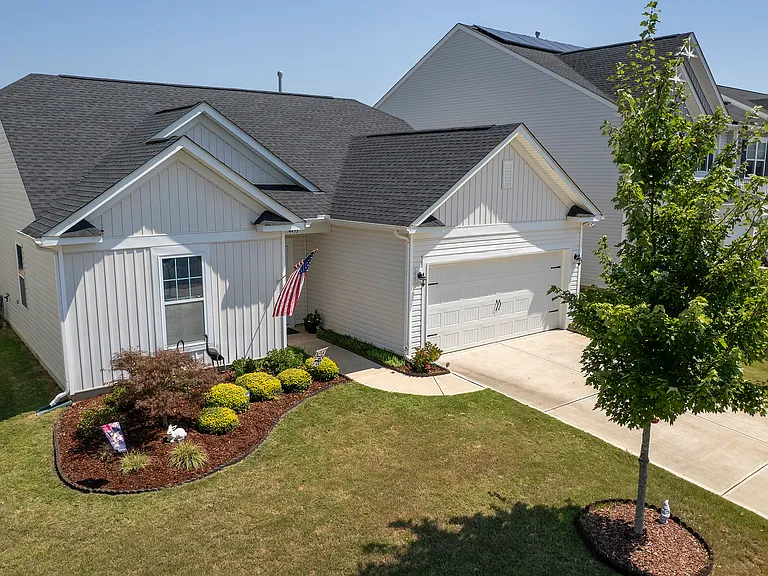 4495 Dover Ct — Photo 15