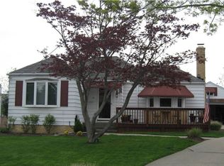 1639 Parker Dr, Mayfield Heights, OH 44124