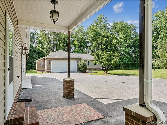 5th image of 6925 Deerfield Ln