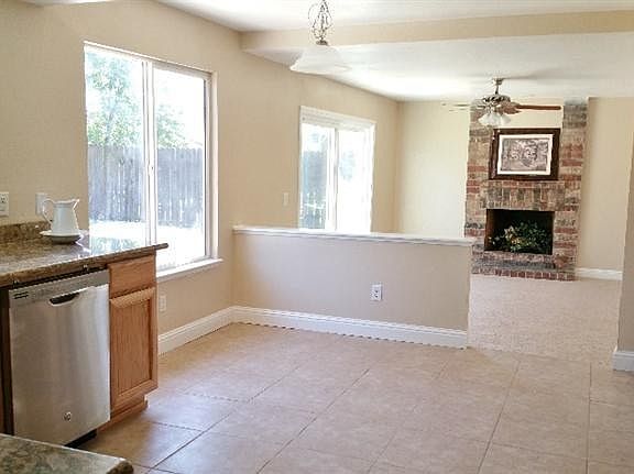 5th image of 1230 Val Dr