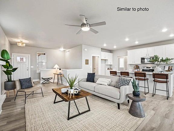 3rd image of 4705 Everest Ave