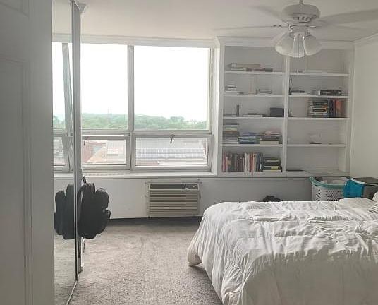 5th image of 70 W Burton Pl #1302