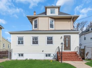 134 W Gibbons St, Linden, NJ 07036